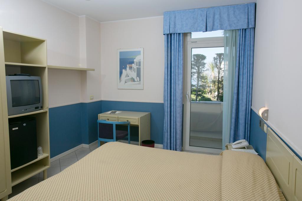 Hotel Salsello Бишелье Экстерьер фото